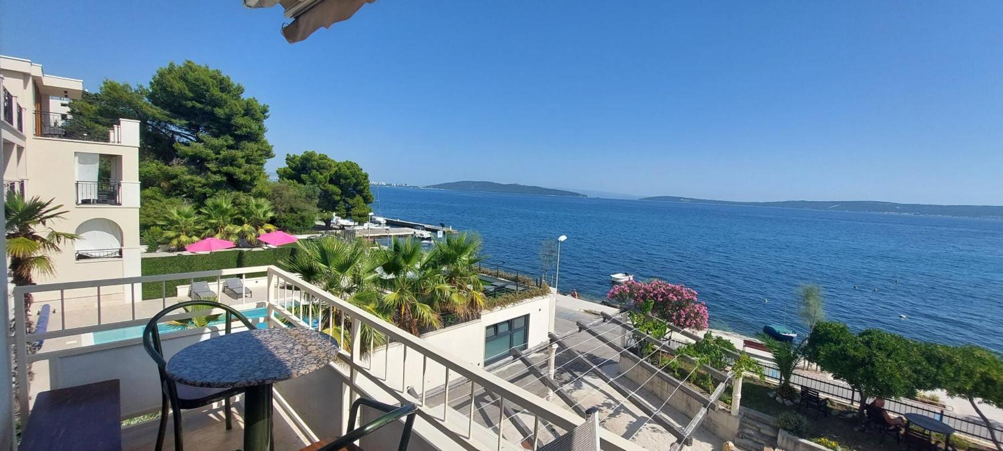 Apartman Figaro Pogled Od Milijun Dolara, 2 Tusa, 2 Wc Kastela Exterior photo